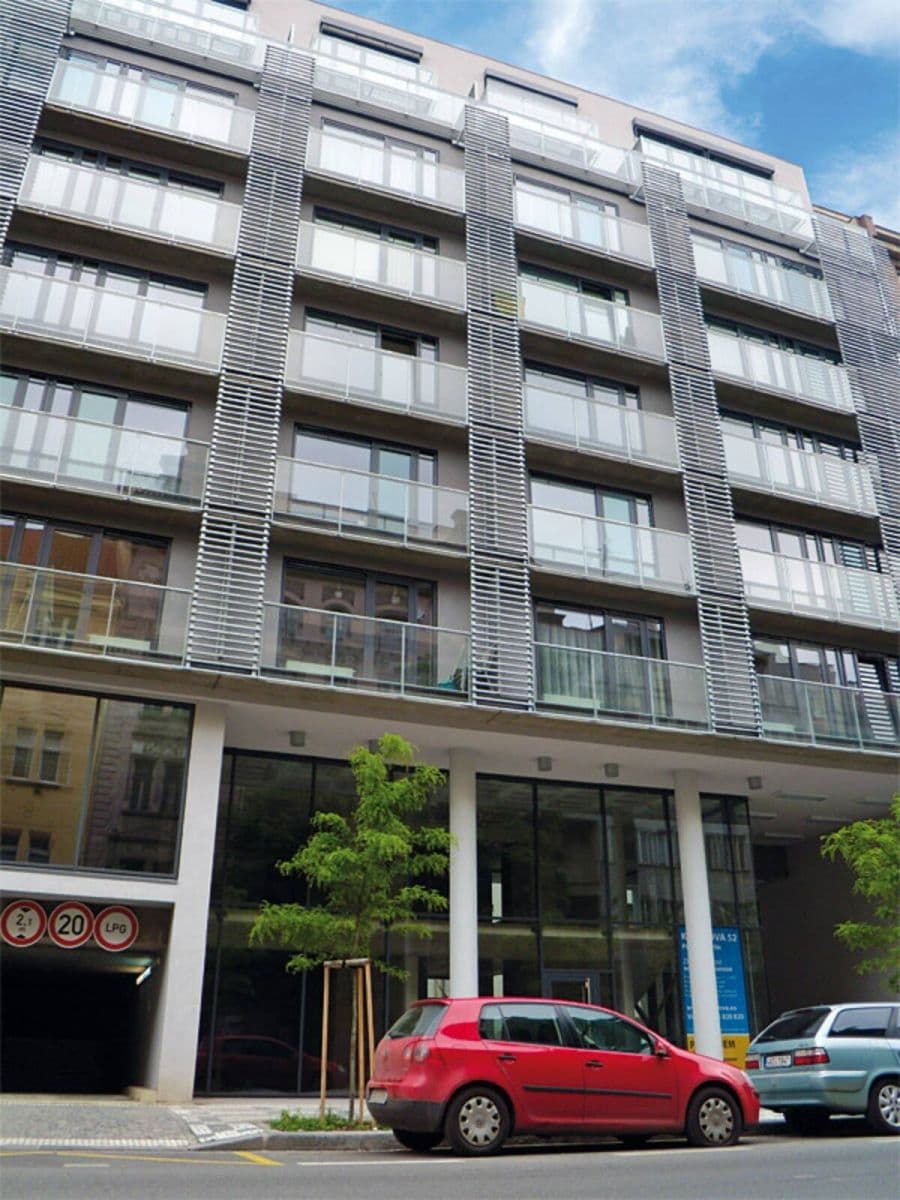 Studio flat to rent, 51 m², Křižíkova, Prague, Prague Studio flat to rent, 51 m², Křižíkova, Prague, Prague