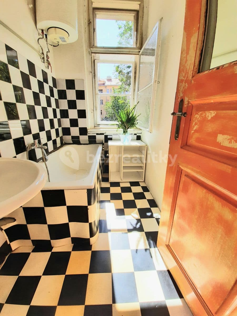 3 bedroom flat to rent, 90 m², Krásova, Prague, Prague 3 bedroom flat to rent, 90 m², Krásova, Prague, Prague