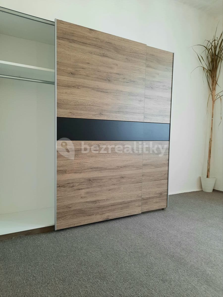 3 bedroom flat to rent, 90 m², Krásova, Prague, Prague 3 bedroom flat to rent, 90 m², Krásova, Prague, Prague