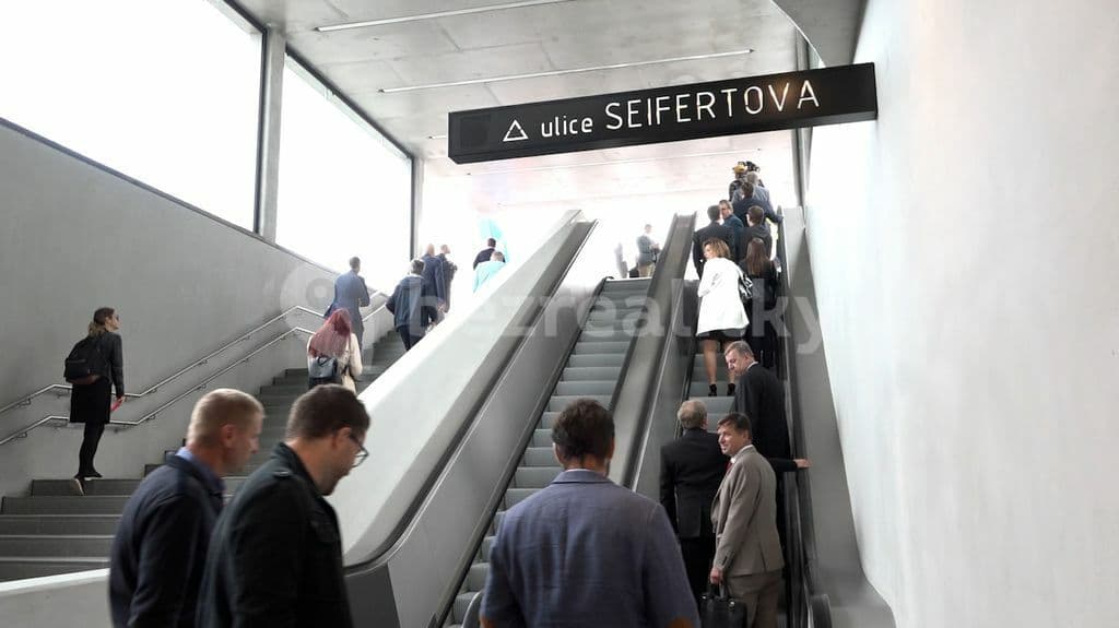 3 bedroom flat to rent, 90 m², Krásova, Prague, Prague 3 bedroom flat to rent, 90 m², Krásova, Prague, Prague