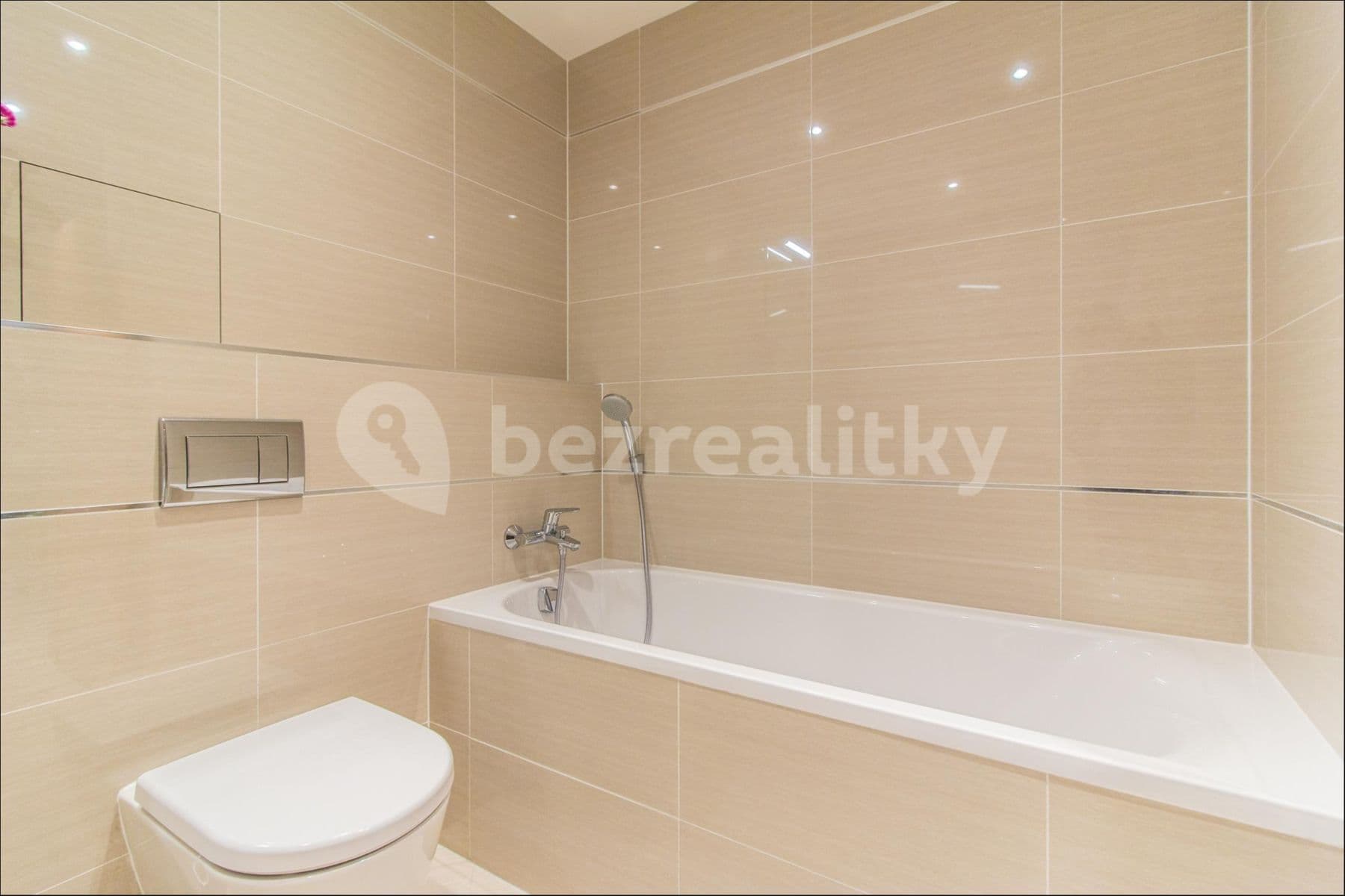 Studio flat to rent, 39 m², Vojenova, Prague, Prague Studio flat to rent, 39 m², Vojenova, Prague, Prague