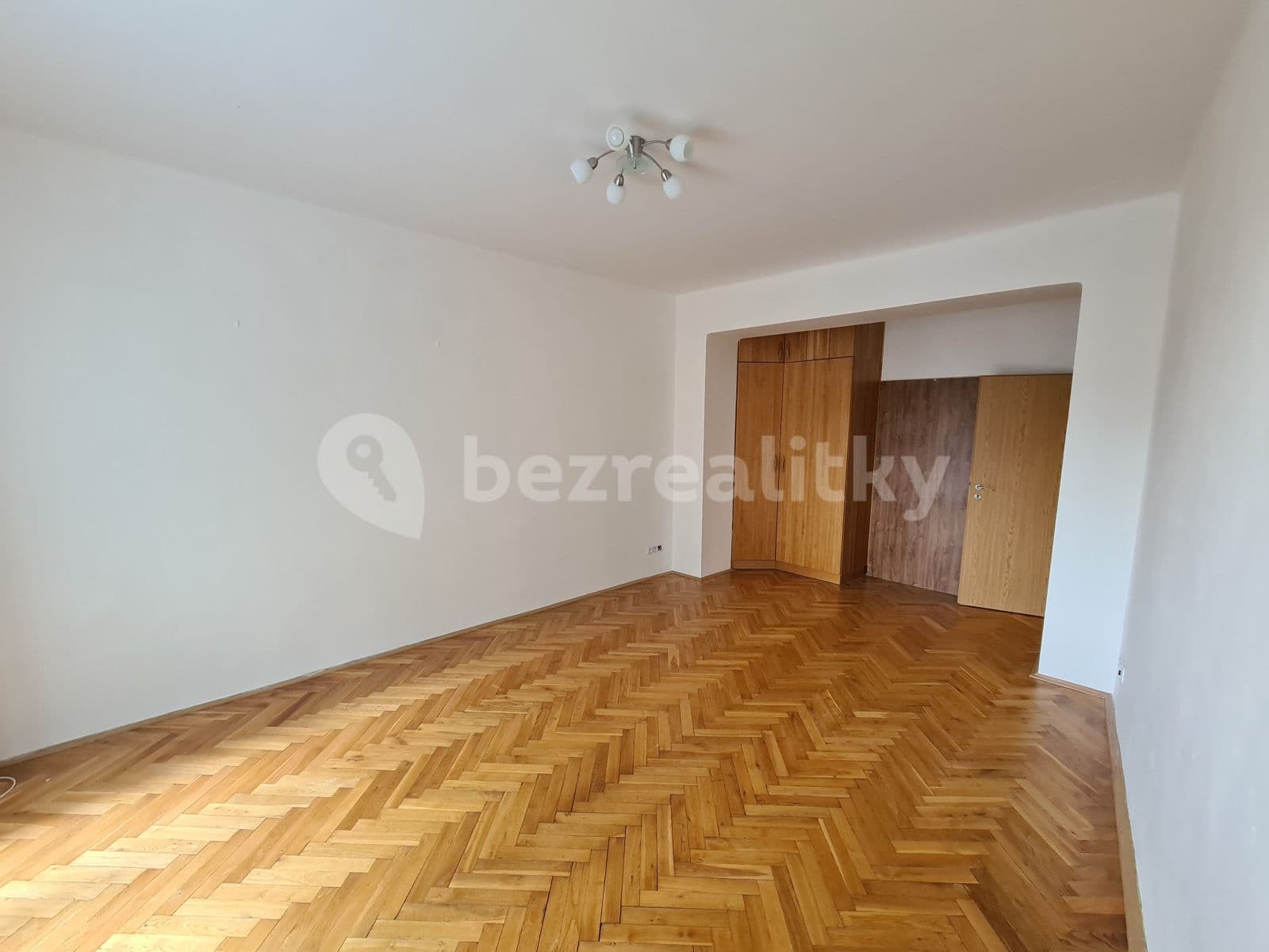 3 bedroom flat to rent, 74 m², Arménská, Prague, Prague 3 bedroom flat to rent, 74 m², Arménská, Prague, Prague