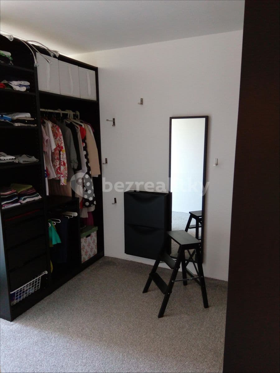 2 bedroom with open-plan kitchen flat to rent, 73 m², Hrabákova, Prague, Prague 2 bedroom with open-plan kitchen flat to rent, 73 m², Hrabákova, Prague, Prague