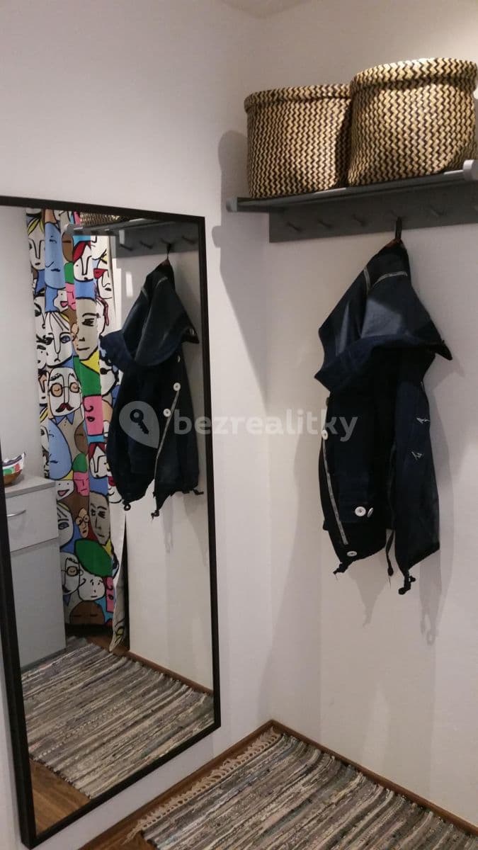 2 bedroom with open-plan kitchen flat to rent, 73 m², Hrabákova, Prague, Prague 2 bedroom with open-plan kitchen flat to rent, 73 m², Hrabákova, Prague, Prague