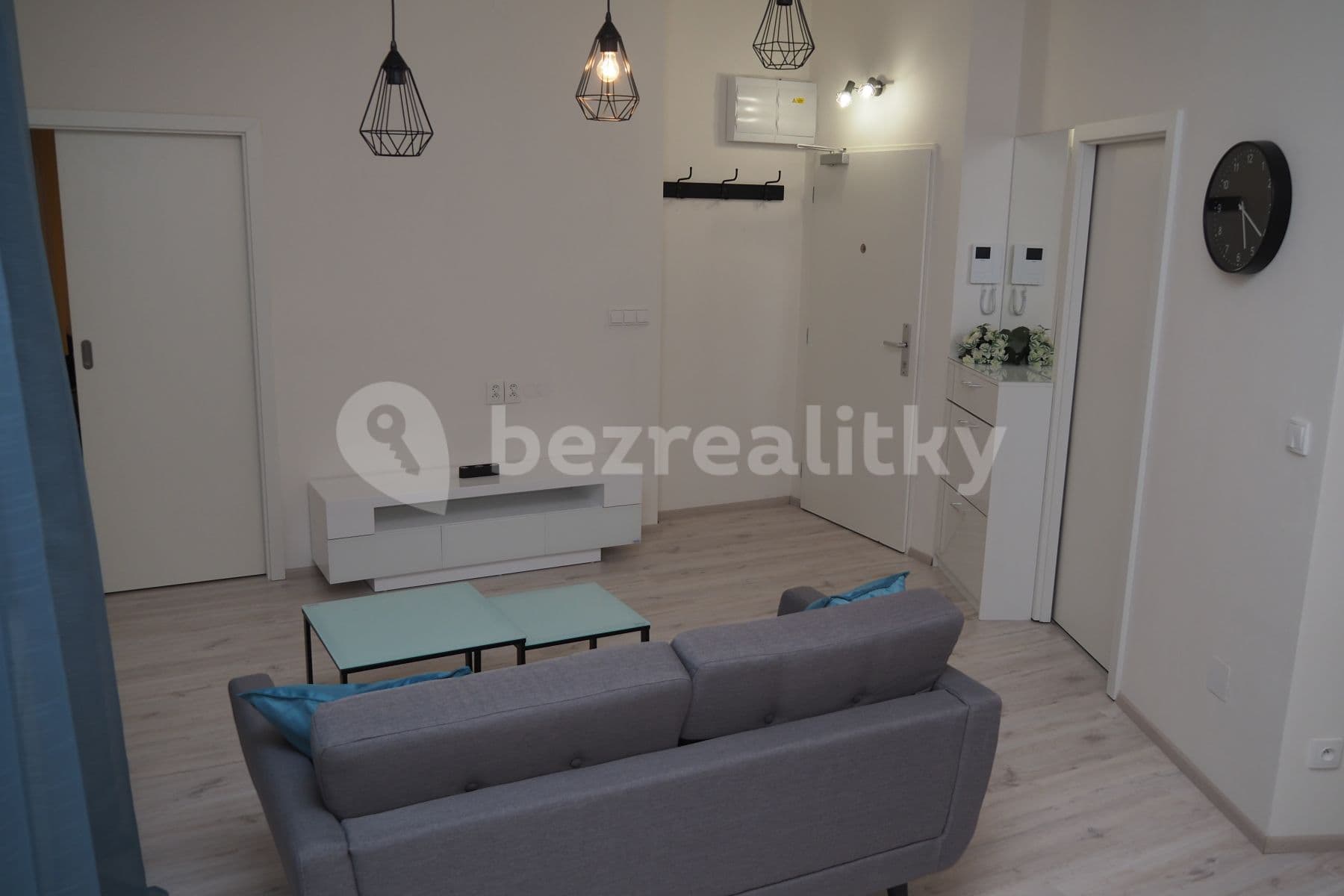 1 bedroom with open-plan kitchen flat to rent, 42 m², Mlýnská, Brno, Jihomoravský Region 1 bedroom with open-plan kitchen flat to rent, 42 m², Mlýnská, Brno, Jihomoravský Region