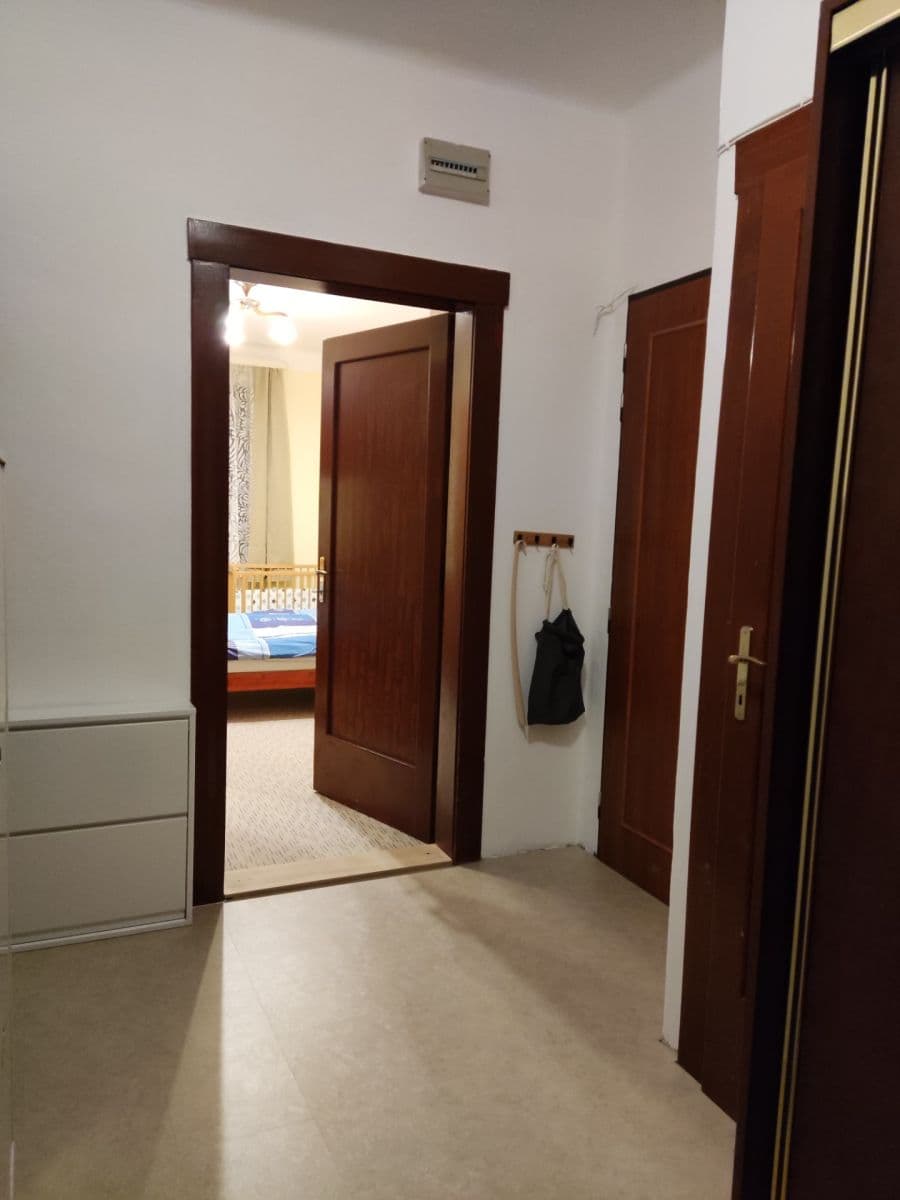 2 bedroom flat to rent, 66 m², Jeseniova, Prague, Prague 2 bedroom flat to rent, 66 m², Jeseniova, Prague, Prague