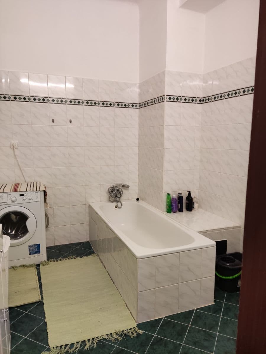 2 bedroom flat to rent, 66 m², Jeseniova, Prague, Prague 2 bedroom flat to rent, 66 m², Jeseniova, Prague, Prague