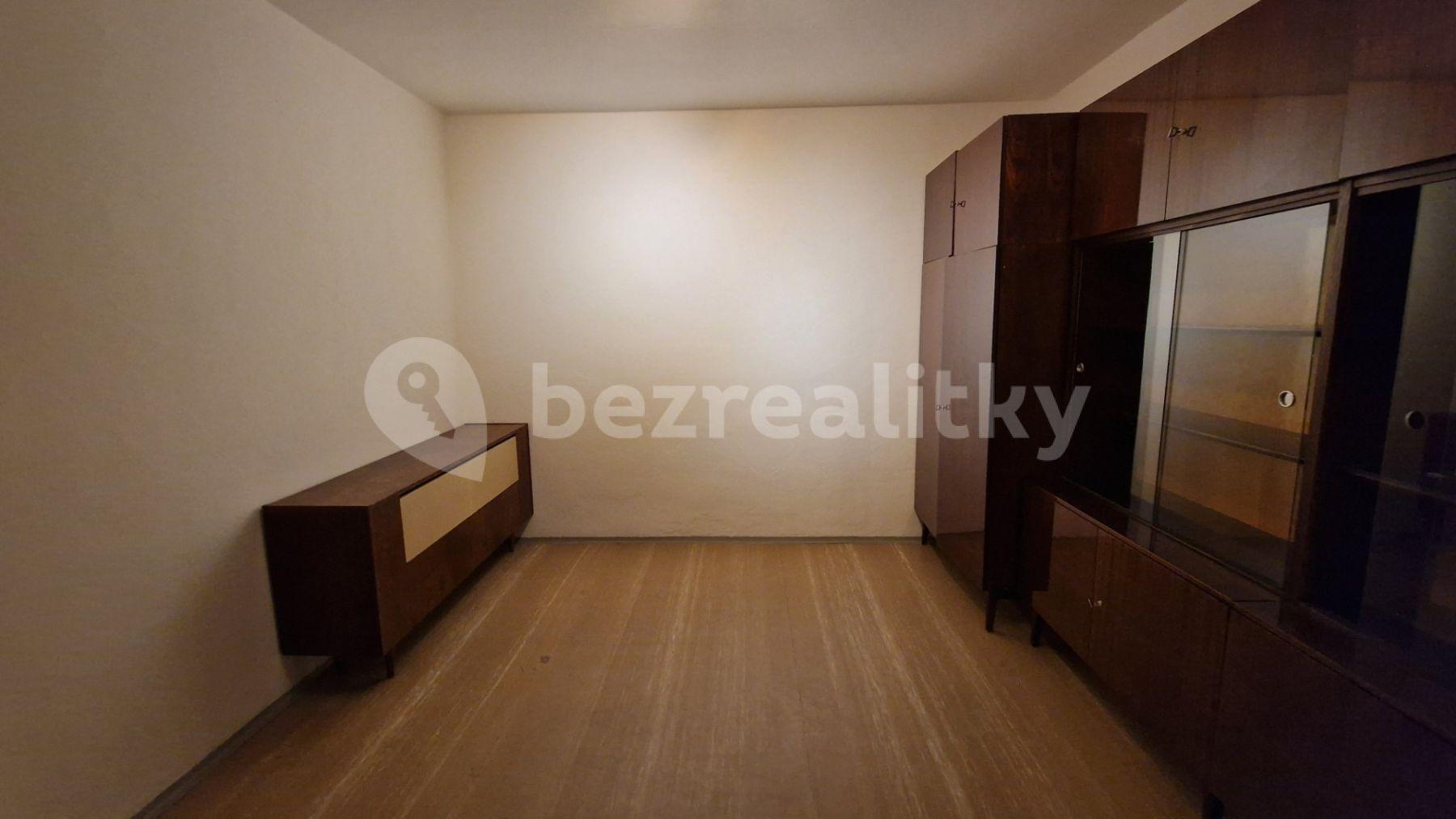 1 bedroom flat to rent, 36 m², Školní, Jílové, Ústecký Region