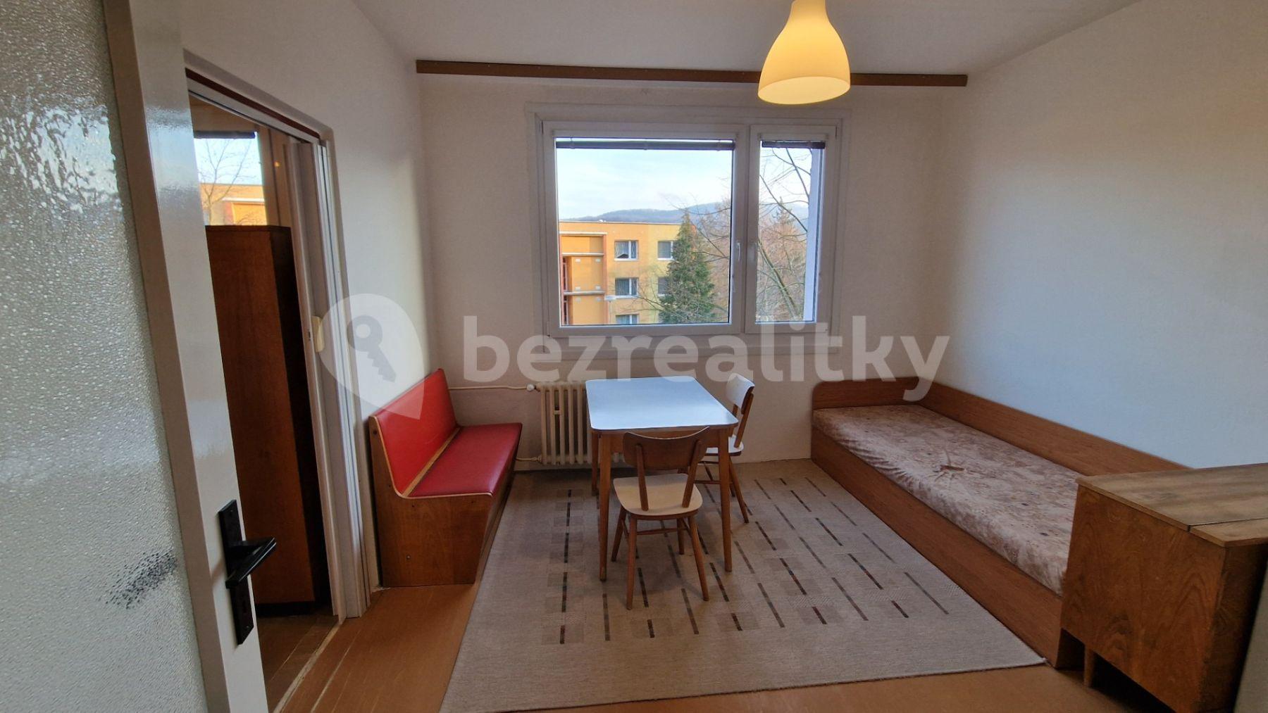 1 bedroom flat to rent, 36 m², Školní, Jílové, Ústecký Region