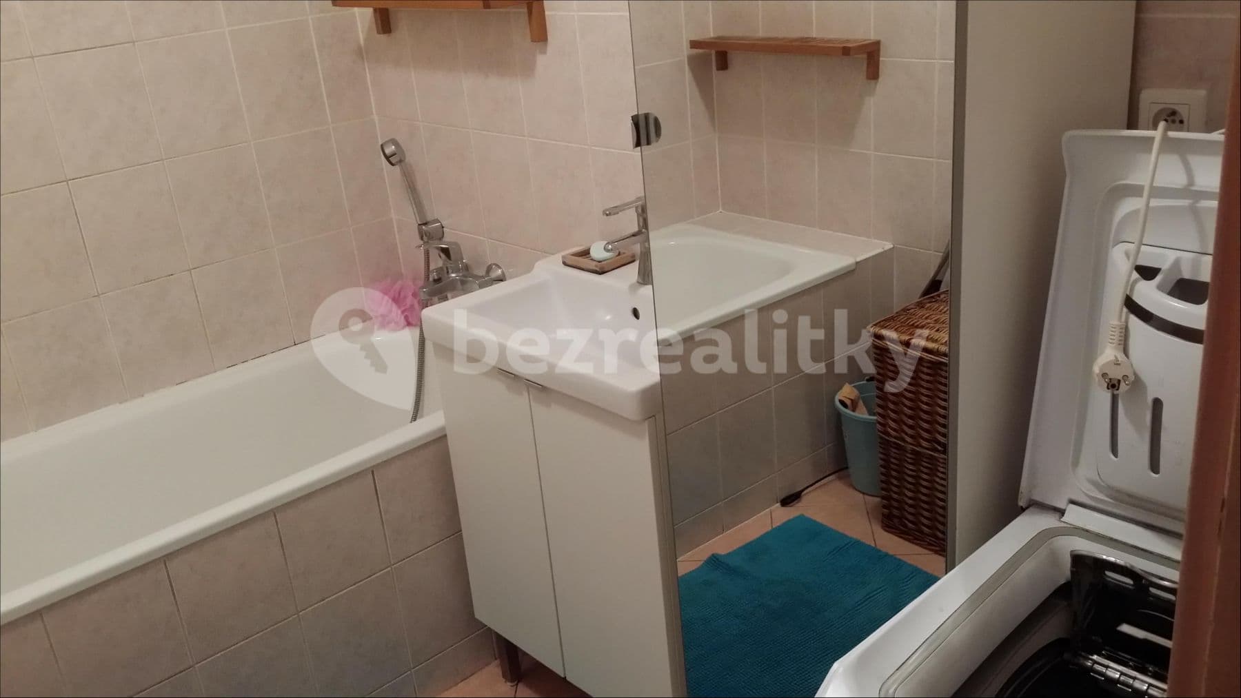 1 bedroom with open-plan kitchen flat to rent, 60 m², Boloňská, Prague, Prague 1 bedroom with open-plan kitchen flat to rent, 60 m², Boloňská, Prague, Prague