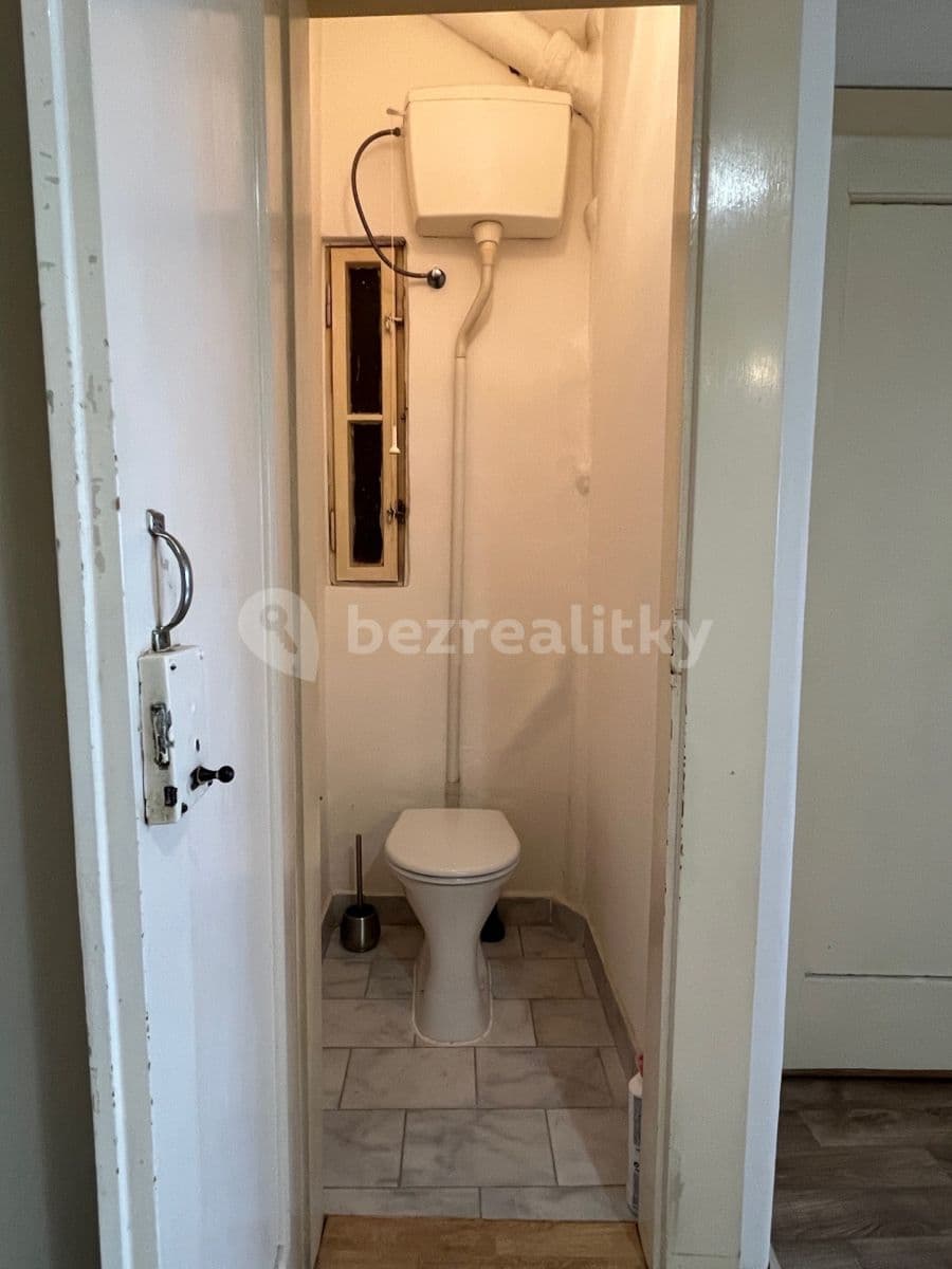 1 bedroom with open-plan kitchen flat to rent, 40 m², Ronkova, Prague, Prague 1 bedroom with open-plan kitchen flat to rent, 40 m², Ronkova, Prague, Prague