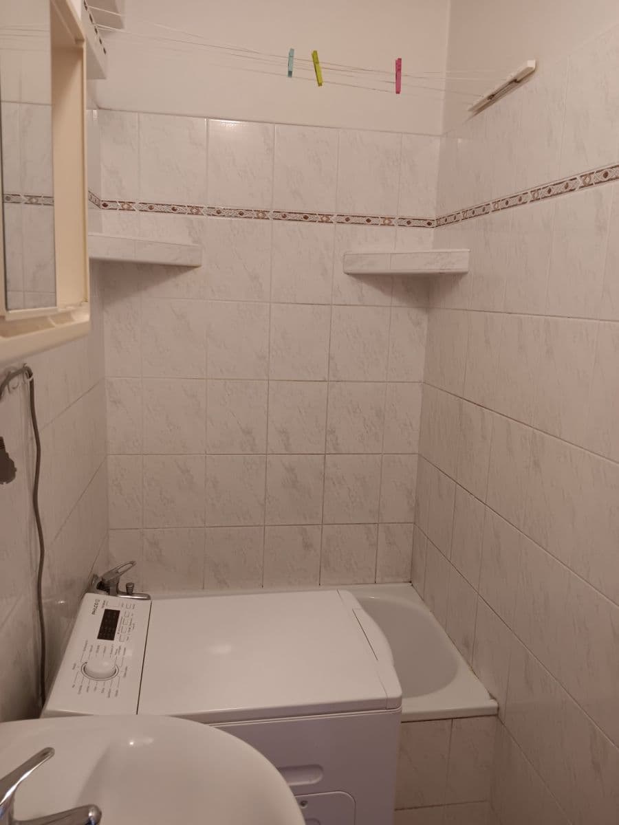 Studio flat to rent, 26 m², Jabloňová, Prague, Prague Studio flat to rent, 26 m², Jabloňová, Prague, Prague