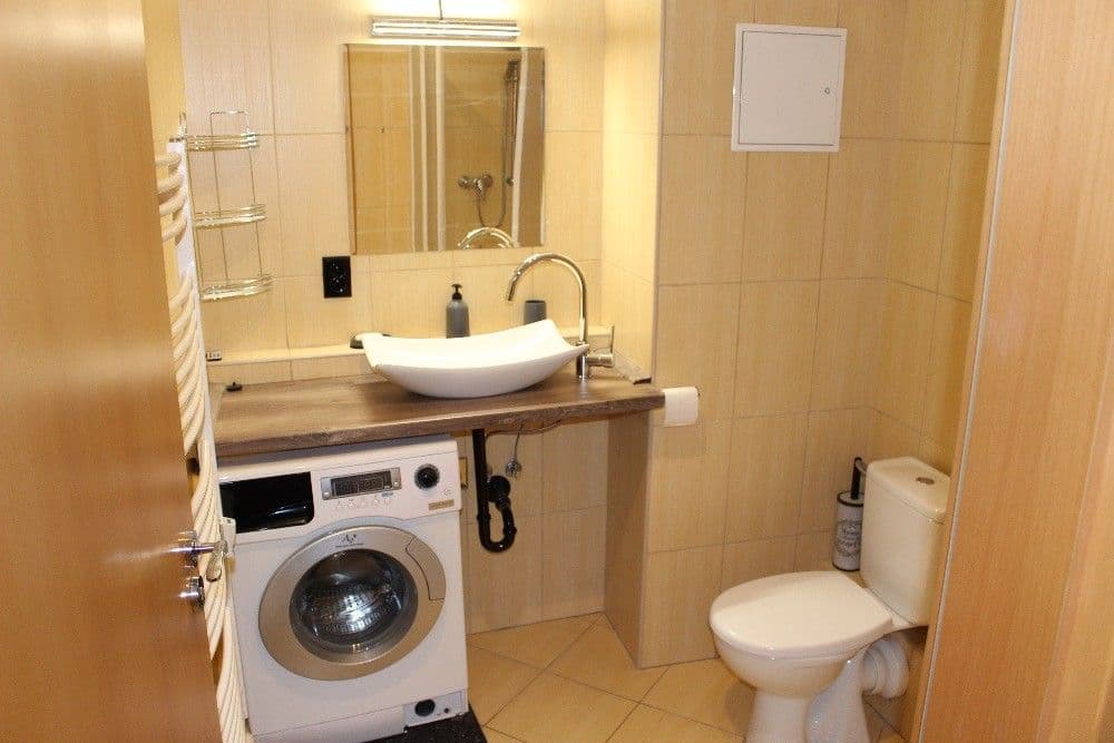 Studio flat to rent, 33 m², Na Neklance, Prague, Prague Studio flat to rent, 33 m², Na Neklance, Prague, Prague