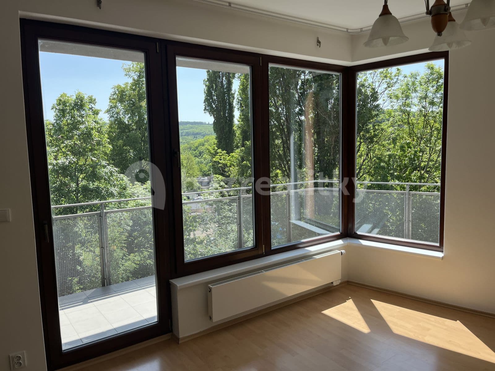 2 bedroom with open-plan kitchen flat to rent, 89 m², Jeřabinová, Prague, Prague 2 bedroom with open-plan kitchen flat to rent, 89 m², Jeřabinová, Prague, Prague