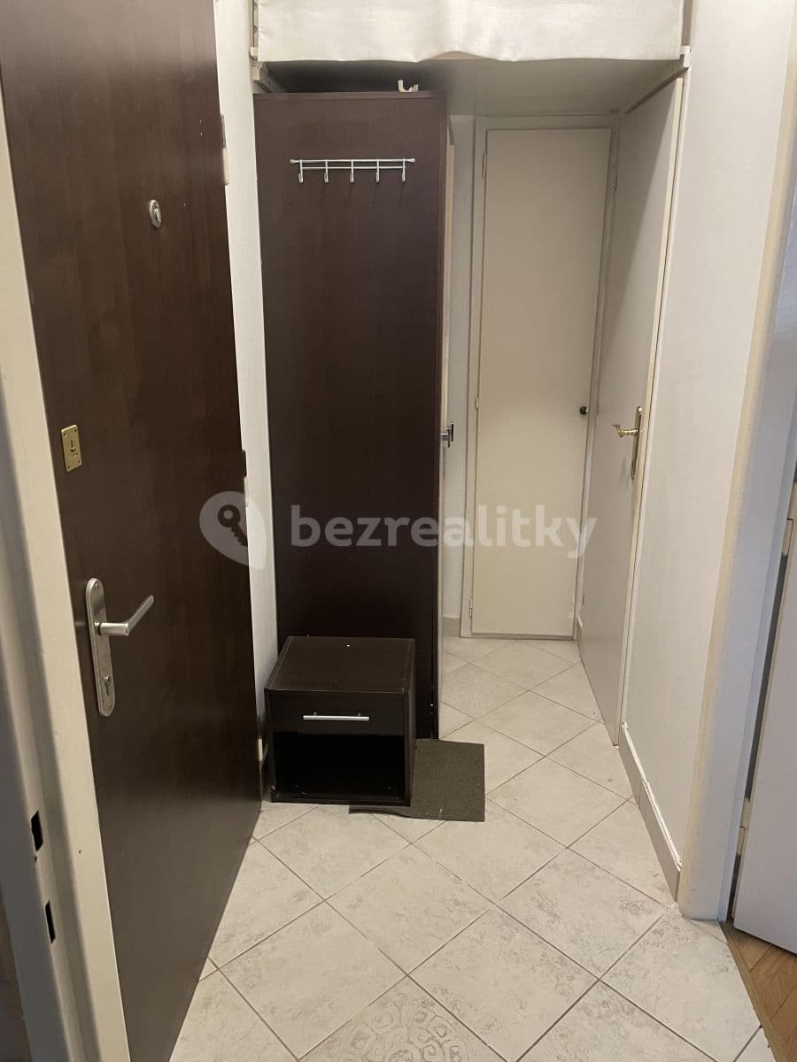 1 bedroom flat to rent, 35 m², Baranova, Prague, Prague 1 bedroom flat to rent, 35 m², Baranova, Prague, Prague
