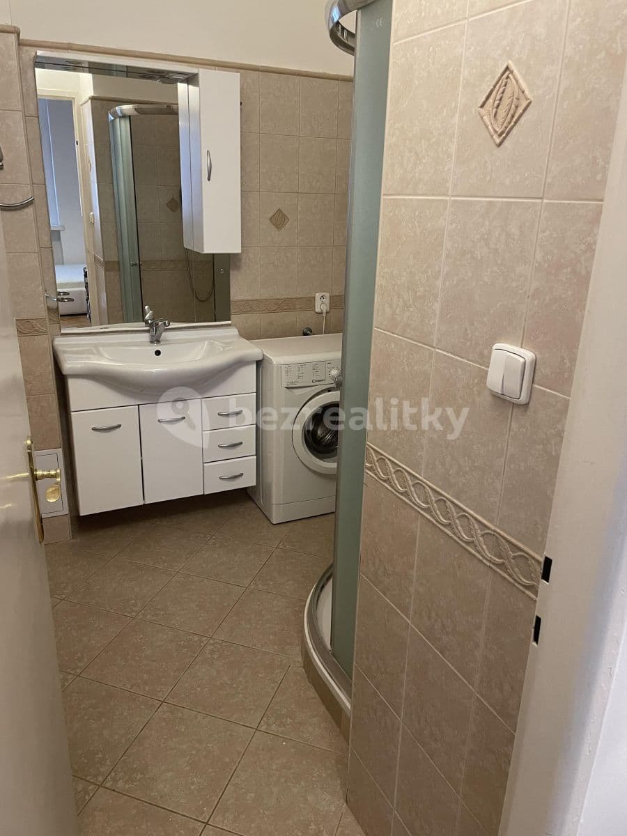 1 bedroom flat to rent, 35 m², Baranova, Prague, Prague 1 bedroom flat to rent, 35 m², Baranova, Prague, Prague