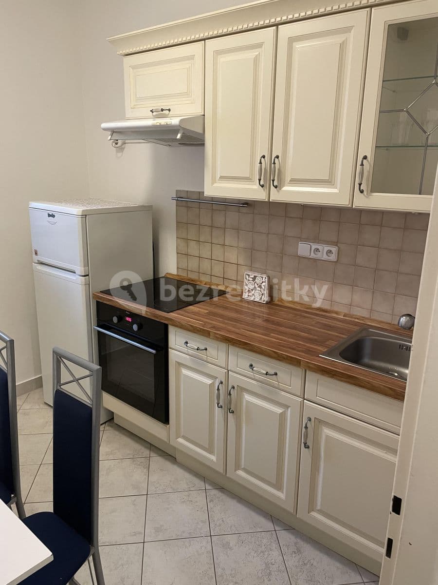 1 bedroom flat to rent, 35 m², Baranova, Prague, Prague 1 bedroom flat to rent, 35 m², Baranova, Prague, Prague
