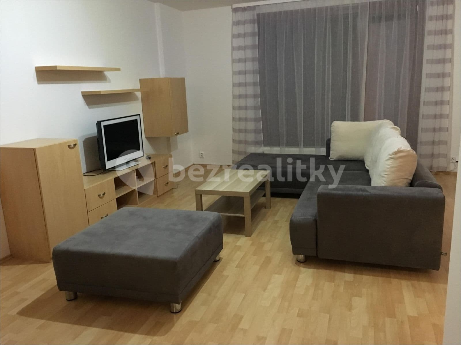1 bedroom with open-plan kitchen flat to rent, 80 m², Vrbenského, Prague, Prague 1 bedroom with open-plan kitchen flat to rent, 80 m², Vrbenského, Prague, Prague