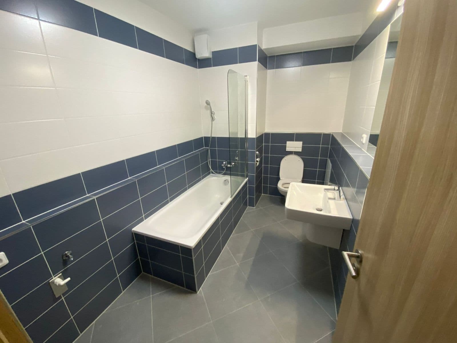 1 bedroom with open-plan kitchen flat to rent, 59 m², Svitákova, Prague, Prague 1 bedroom with open-plan kitchen flat to rent, 59 m², Svitákova, Prague, Prague