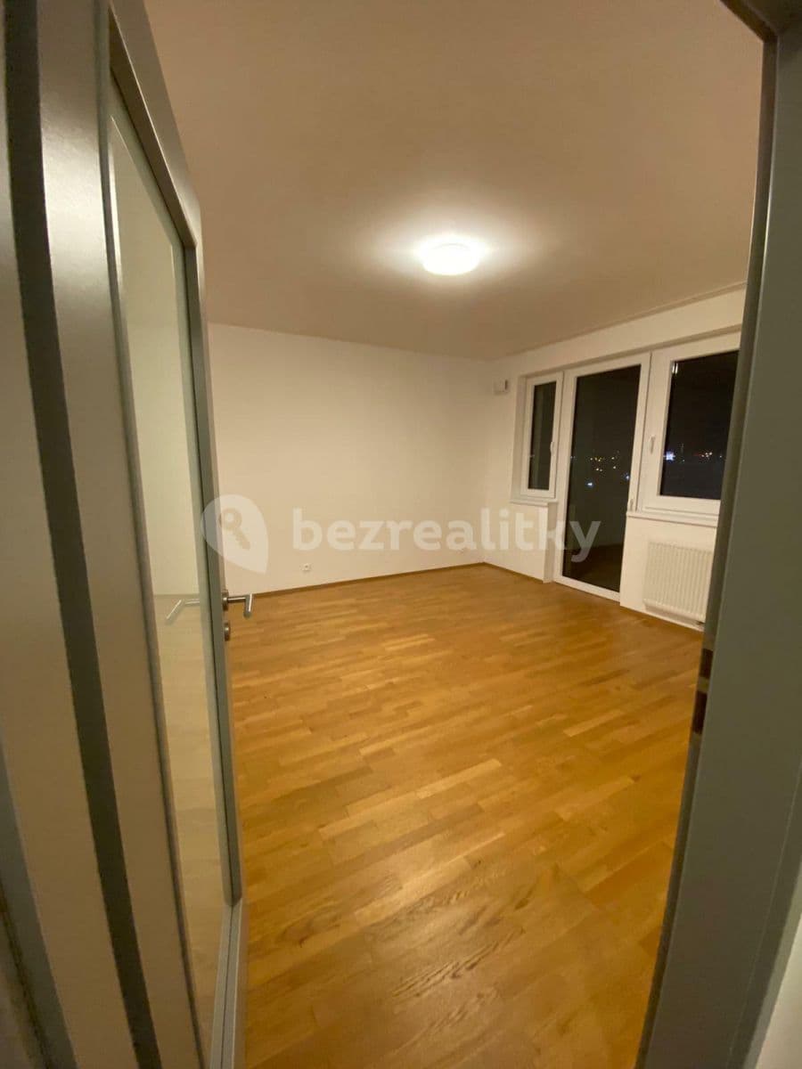 1 bedroom with open-plan kitchen flat to rent, 53 m², Pod Stolovou horou, Prague, Prague 1 bedroom with open-plan kitchen flat to rent, 53 m², Pod Stolovou horou, Prague, Prague