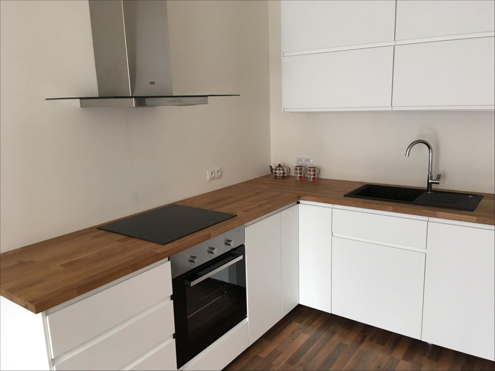 Studio flat to rent, 85 m², Františka Diviše, Prague, Prague Studio flat to rent, 85 m², Františka Diviše, Prague, Prague