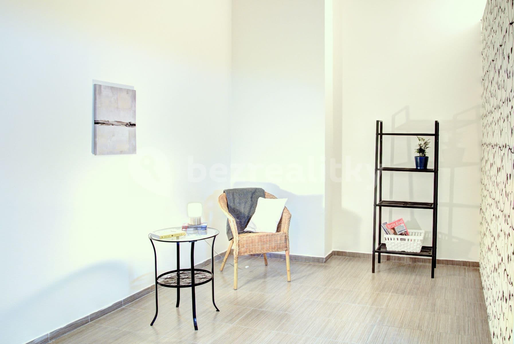 Studio flat to rent, 30 m², Na Dolinách, Prague, Prague Studio flat to rent, 30 m², Na Dolinách, Prague, Prague