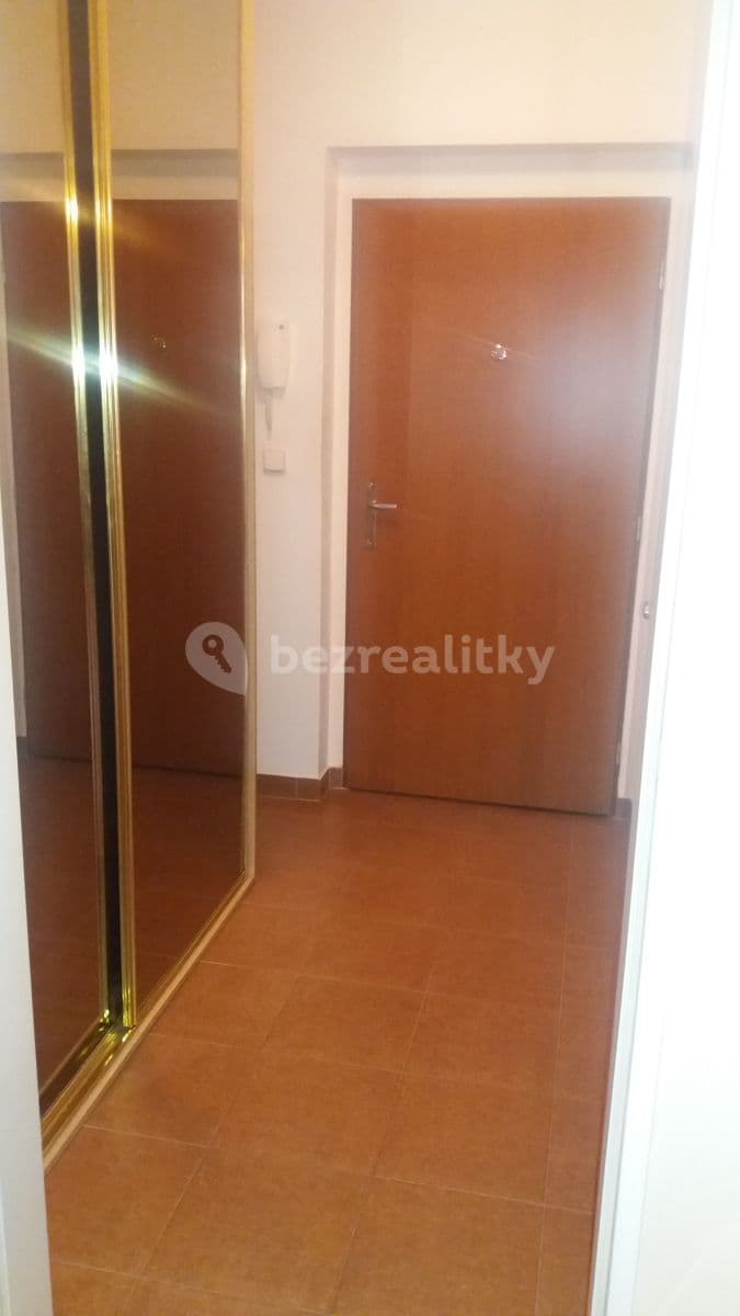 Studio flat to rent, 29 m², Mattioliho, Prague, Prague Studio flat to rent, 29 m², Mattioliho, Prague, Prague