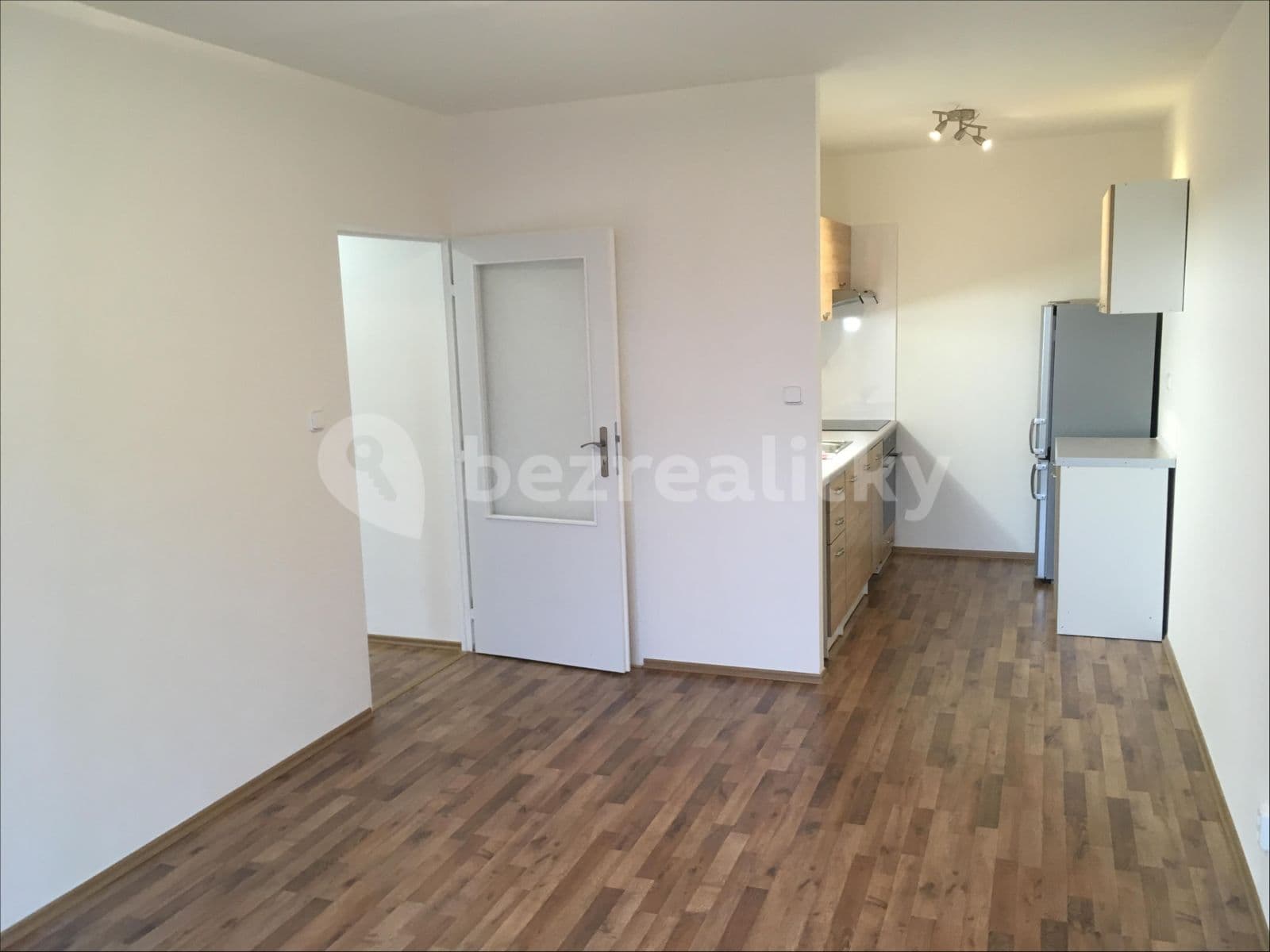 1 bedroom with open-plan kitchen flat to rent, 46 m², Výletní, Prague, Prague 1 bedroom with open-plan kitchen flat to rent, 46 m², Výletní, Prague, Prague
