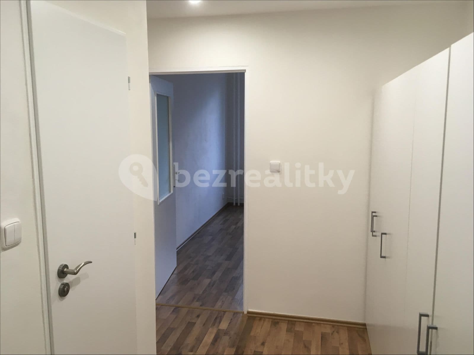 1 bedroom with open-plan kitchen flat to rent, 46 m², Výletní, Prague, Prague 1 bedroom with open-plan kitchen flat to rent, 46 m², Výletní, Prague, Prague