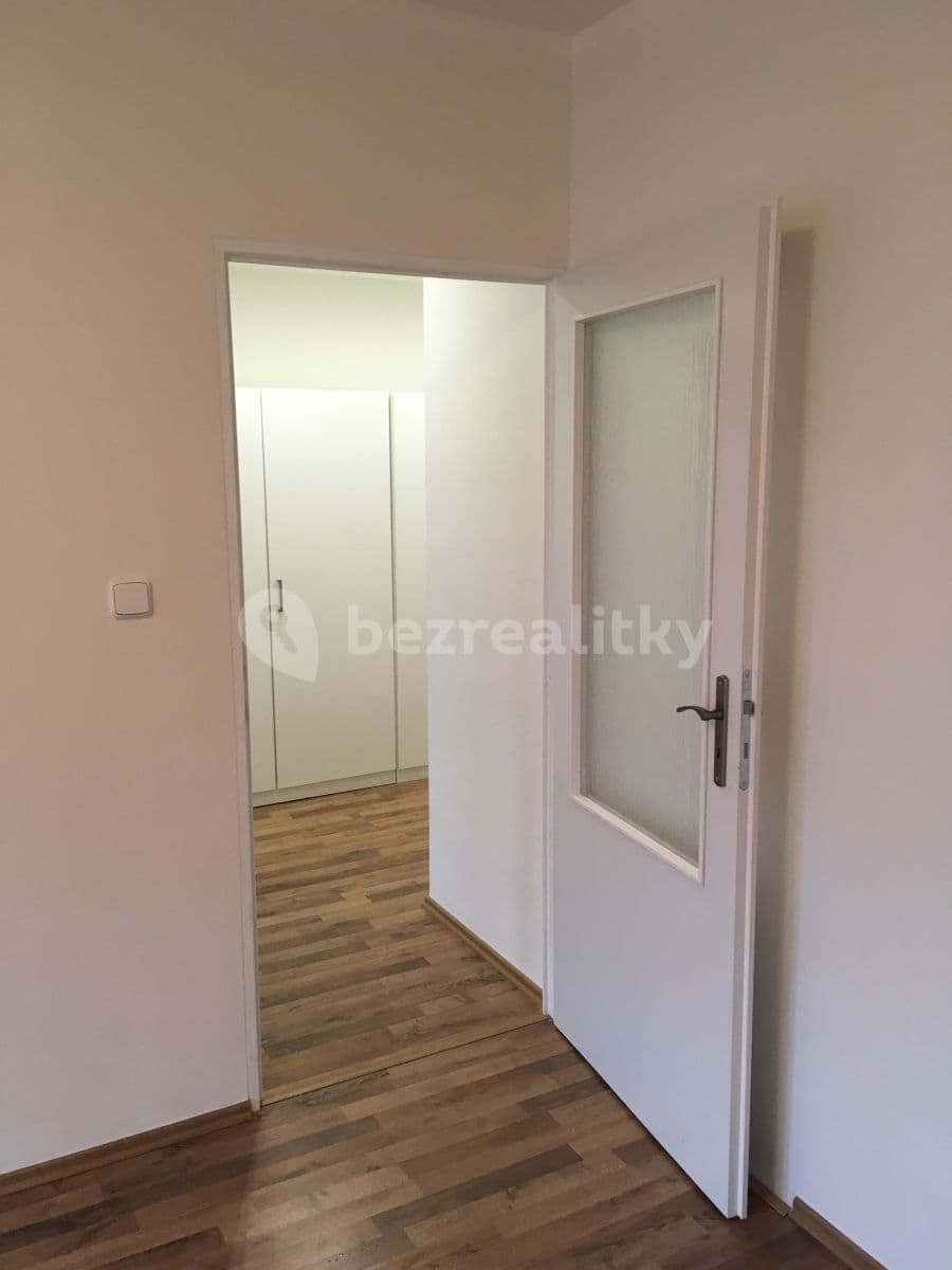 1 bedroom with open-plan kitchen flat to rent, 46 m², Výletní, Prague, Prague 1 bedroom with open-plan kitchen flat to rent, 46 m², Výletní, Prague, Prague