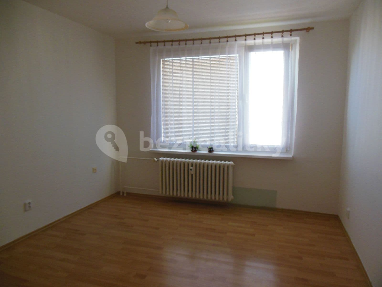 1 bedroom flat to rent, 35 m², Formánkova, Hradec Králové, Královéhradecký Region 1 bedroom flat to rent, 35 m², Formánkova, Hradec Králové, Královéhradecký Region