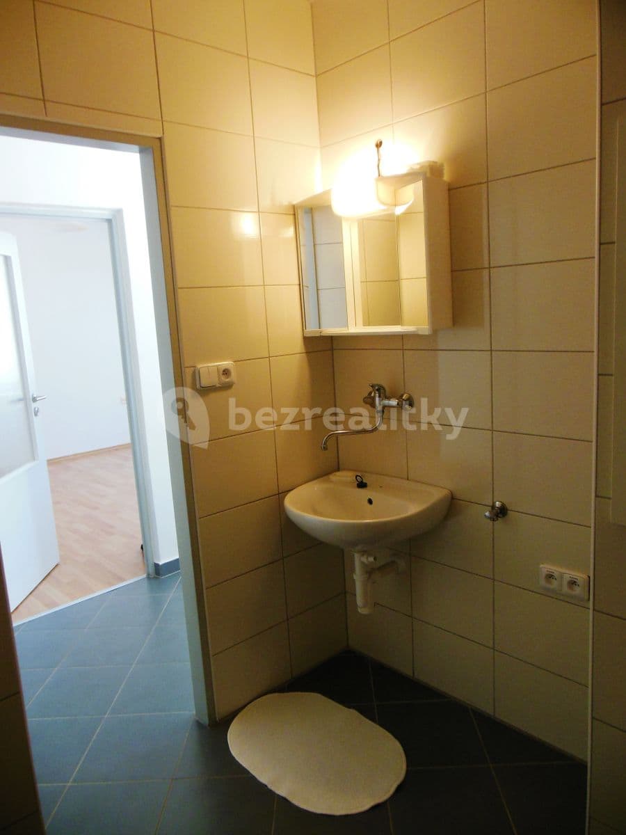 1 bedroom flat to rent, 35 m², Formánkova, Hradec Králové, Královéhradecký Region 1 bedroom flat to rent, 35 m², Formánkova, Hradec Králové, Královéhradecký Region