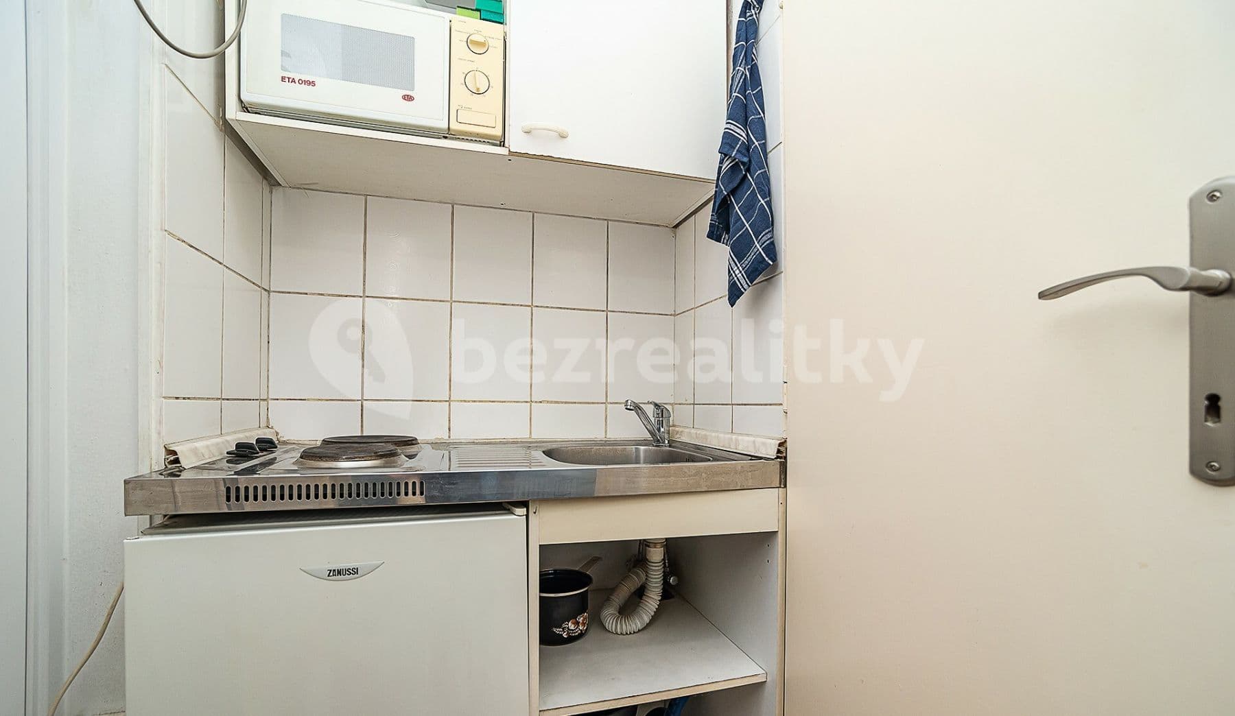 Small studio flat to rent, 20 m², U Stírky, Prague, Prague Small studio flat to rent, 20 m², U Stírky, Prague, Prague
