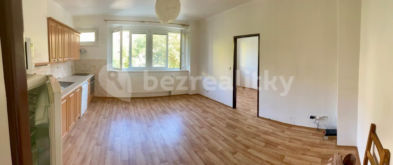 1 bedroom with open-plan kitchen flat to rent, 42 m², Humpolecká, Prague, Prague 1 bedroom with open-plan kitchen flat to rent, 42 m², Humpolecká, Prague, Prague