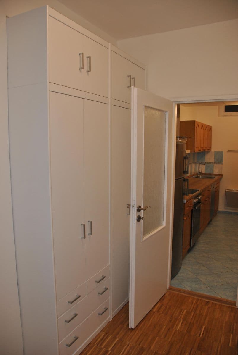 1 bedroom flat to rent, 35 m², U Hadovky, Prague, Prague 1 bedroom flat to rent, 35 m², U Hadovky, Prague, Prague