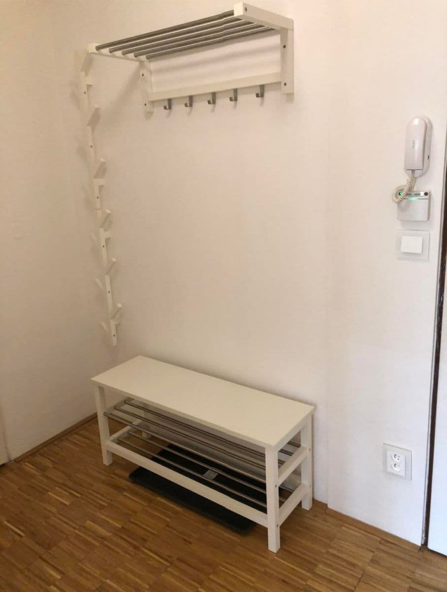 1 bedroom flat to rent, 35 m², U Hadovky, Prague, Prague 1 bedroom flat to rent, 35 m², U Hadovky, Prague, Prague