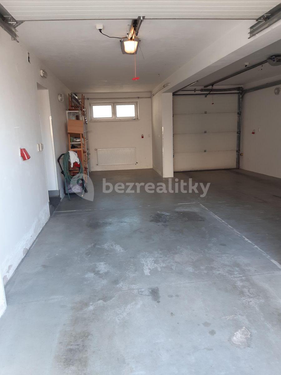 garage to rent, 68 m², Svatoplukova, Brno, Jihomoravský Region