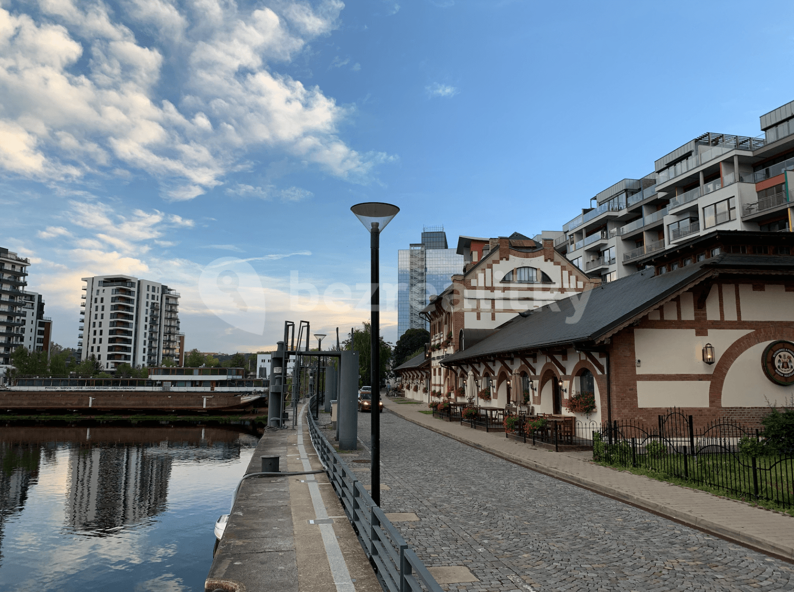 3 bedroom flat to rent, 68 m², Jankovcova, Prague, Prague 3 bedroom flat to rent, 68 m², Jankovcova, Prague, Prague