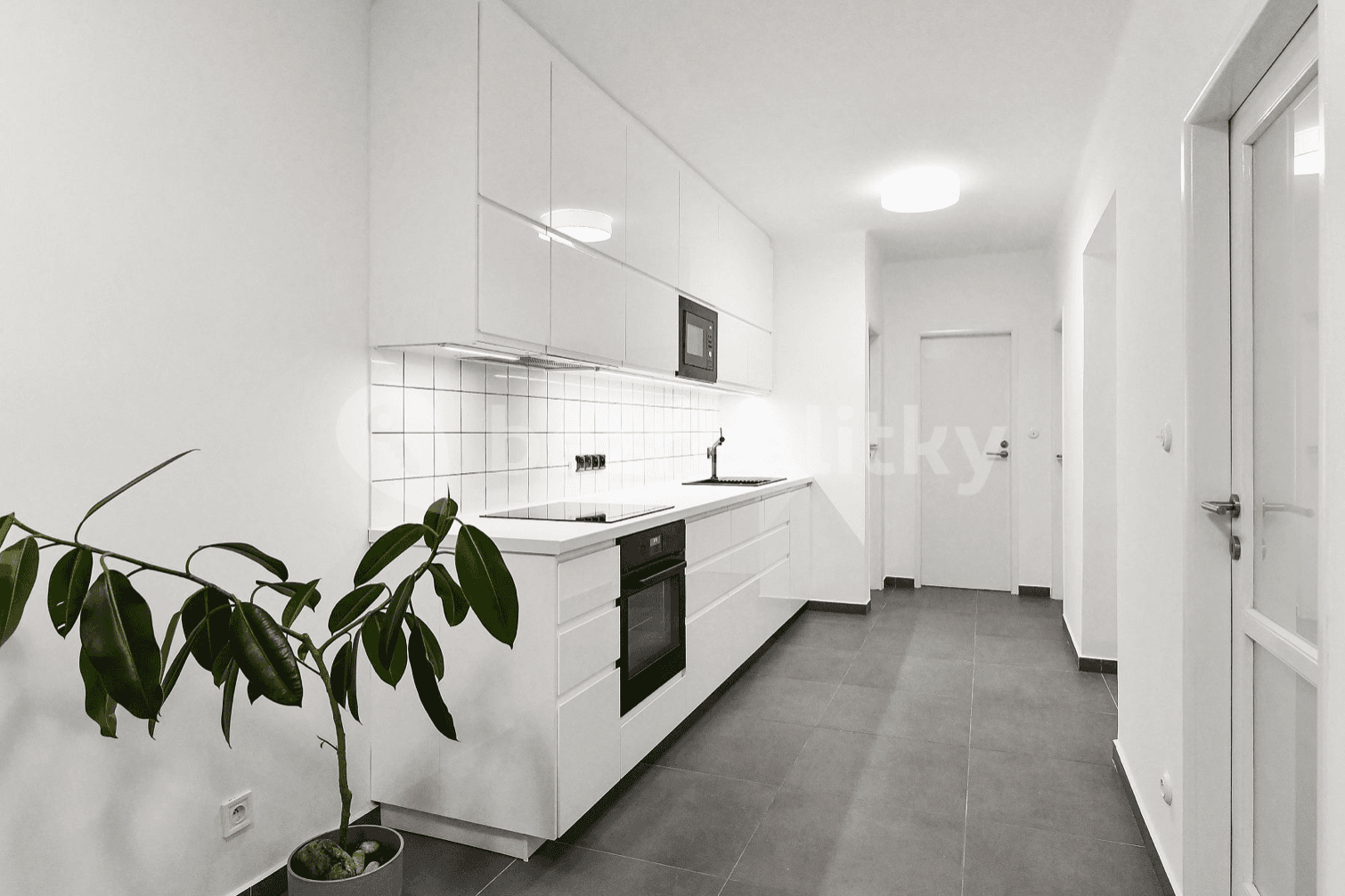 3 bedroom flat to rent, 68 m², Jankovcova, Prague, Prague 3 bedroom flat to rent, 68 m², Jankovcova, Prague, Prague