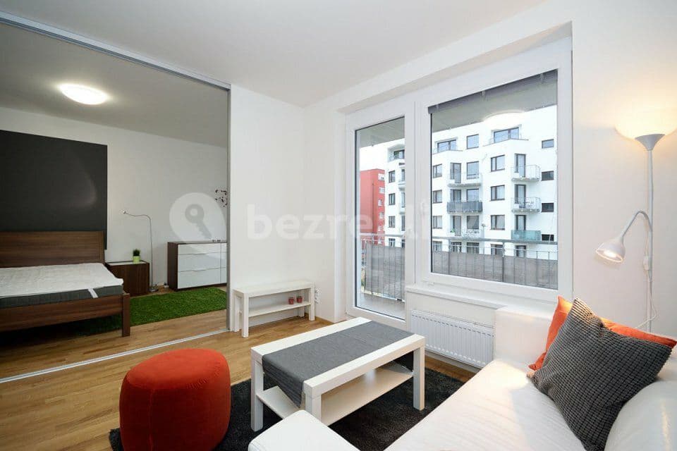 1 bedroom with open-plan kitchen flat to rent, 53 m², Makedonská, Prague, Prague 1 bedroom with open-plan kitchen flat to rent, 53 m², Makedonská, Prague, Prague