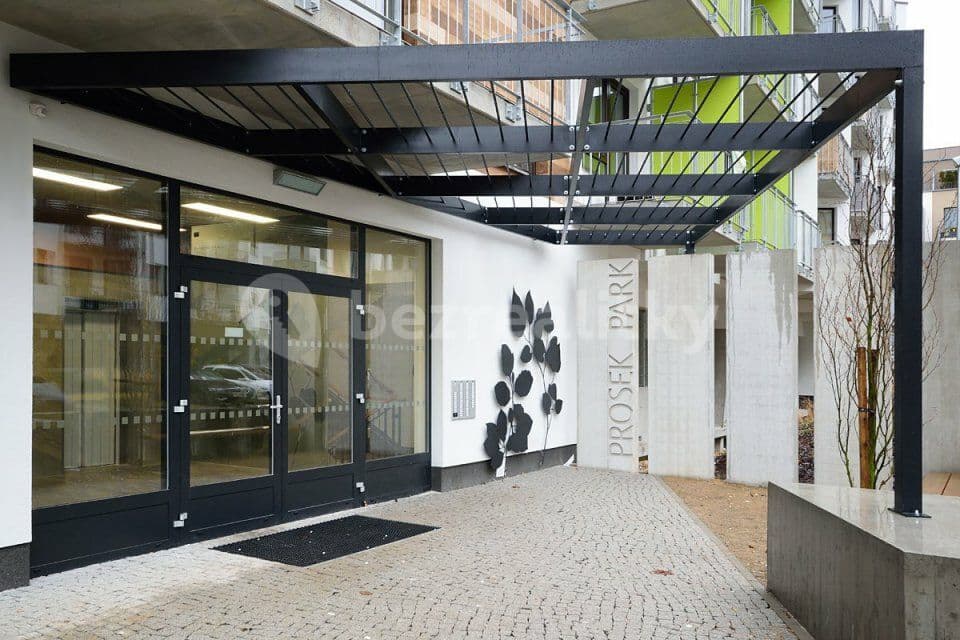 1 bedroom with open-plan kitchen flat to rent, 53 m², Makedonská, Prague, Prague 1 bedroom with open-plan kitchen flat to rent, 53 m², Makedonská, Prague, Prague