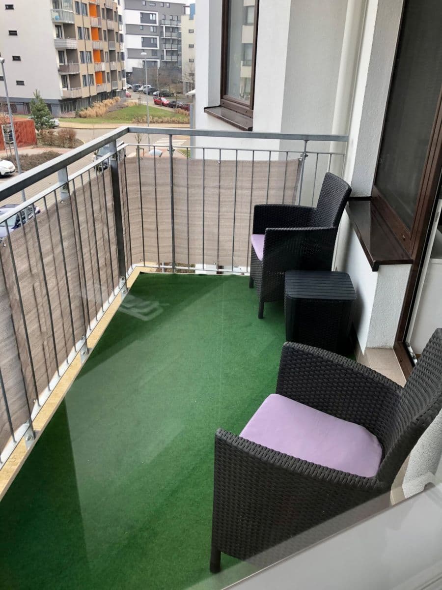 1 bedroom with open-plan kitchen flat to rent, 53 m², Makedonská, Prague, Prague 1 bedroom with open-plan kitchen flat to rent, 53 m², Makedonská, Prague, Prague