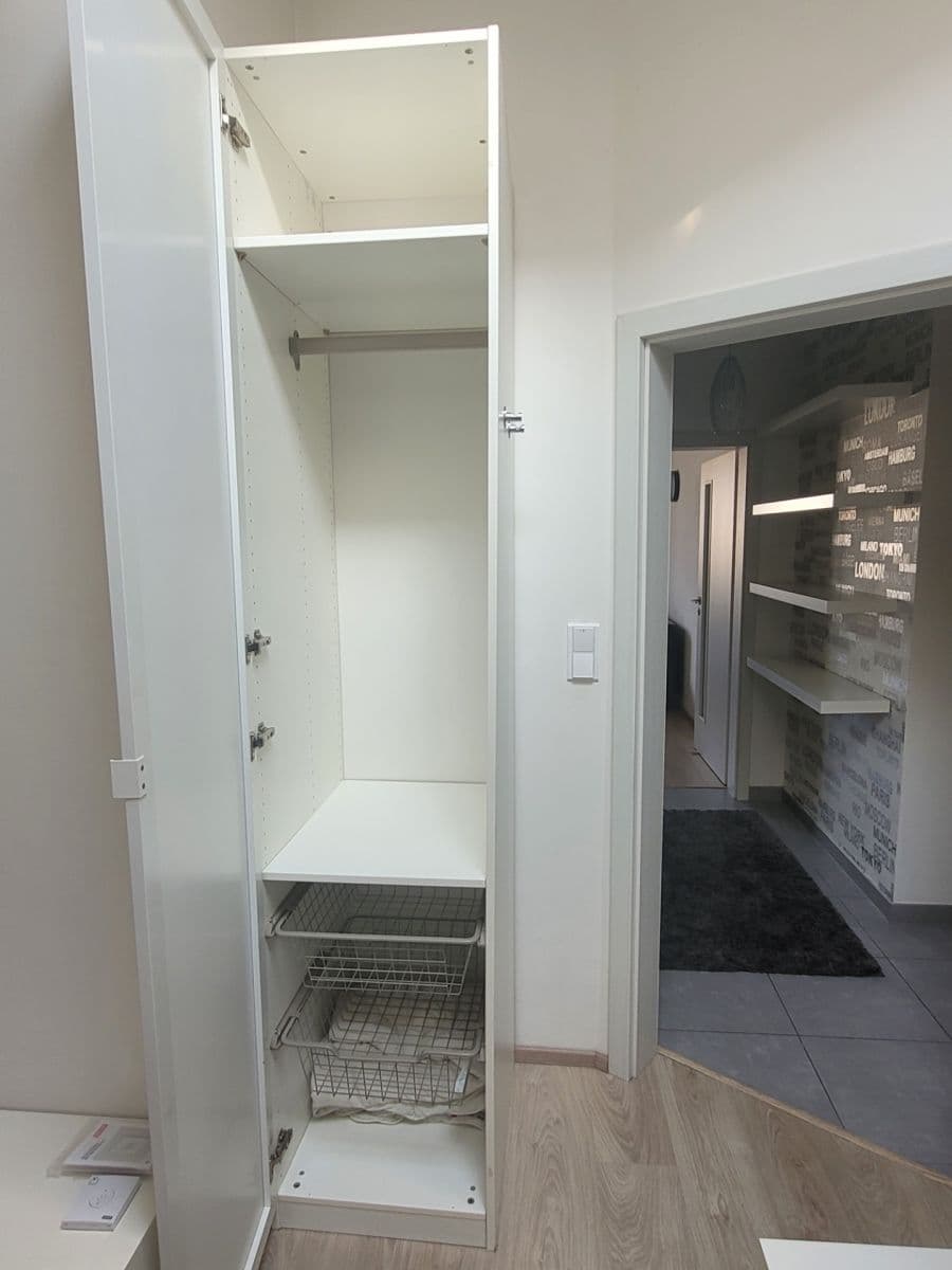 1 bedroom with open-plan kitchen flat to rent, 43 m², Rečkova, Prague, Prague 1 bedroom with open-plan kitchen flat to rent, 43 m², Rečkova, Prague, Prague