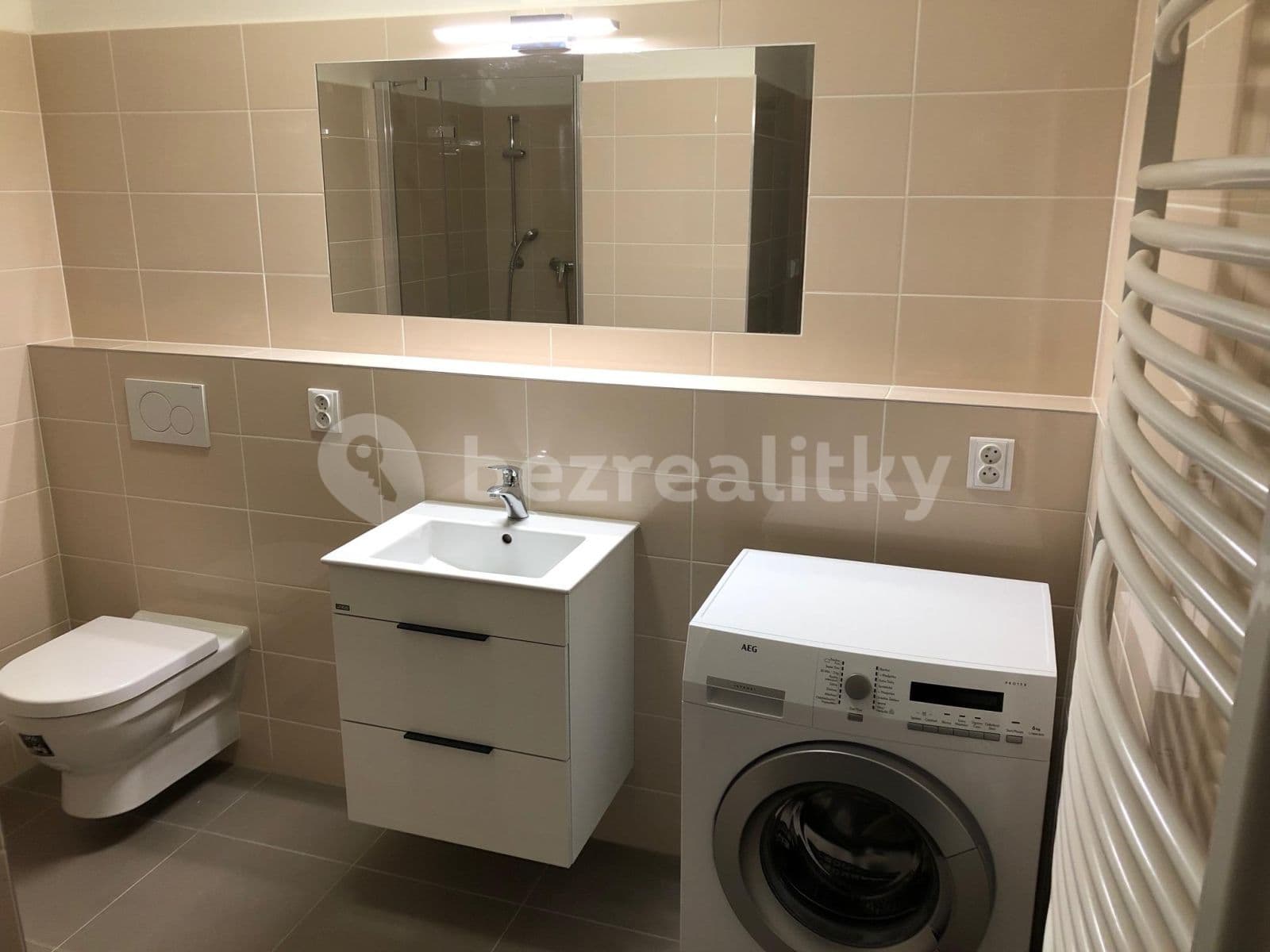 1 bedroom with open-plan kitchen flat to rent, 53 m², Jičínská, Mladá Boleslav, Středočeský Region 1 bedroom with open-plan kitchen flat to rent, 53 m², Jičínská, Mladá Boleslav, Středočeský Region