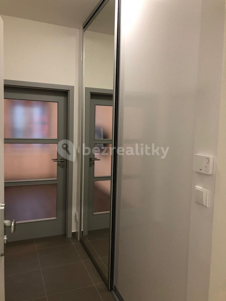 1 bedroom with open-plan kitchen flat to rent, 53 m², Jičínská, Mladá Boleslav, Středočeský Region 1 bedroom with open-plan kitchen flat to rent, 53 m², Jičínská, Mladá Boleslav, Středočeský Region