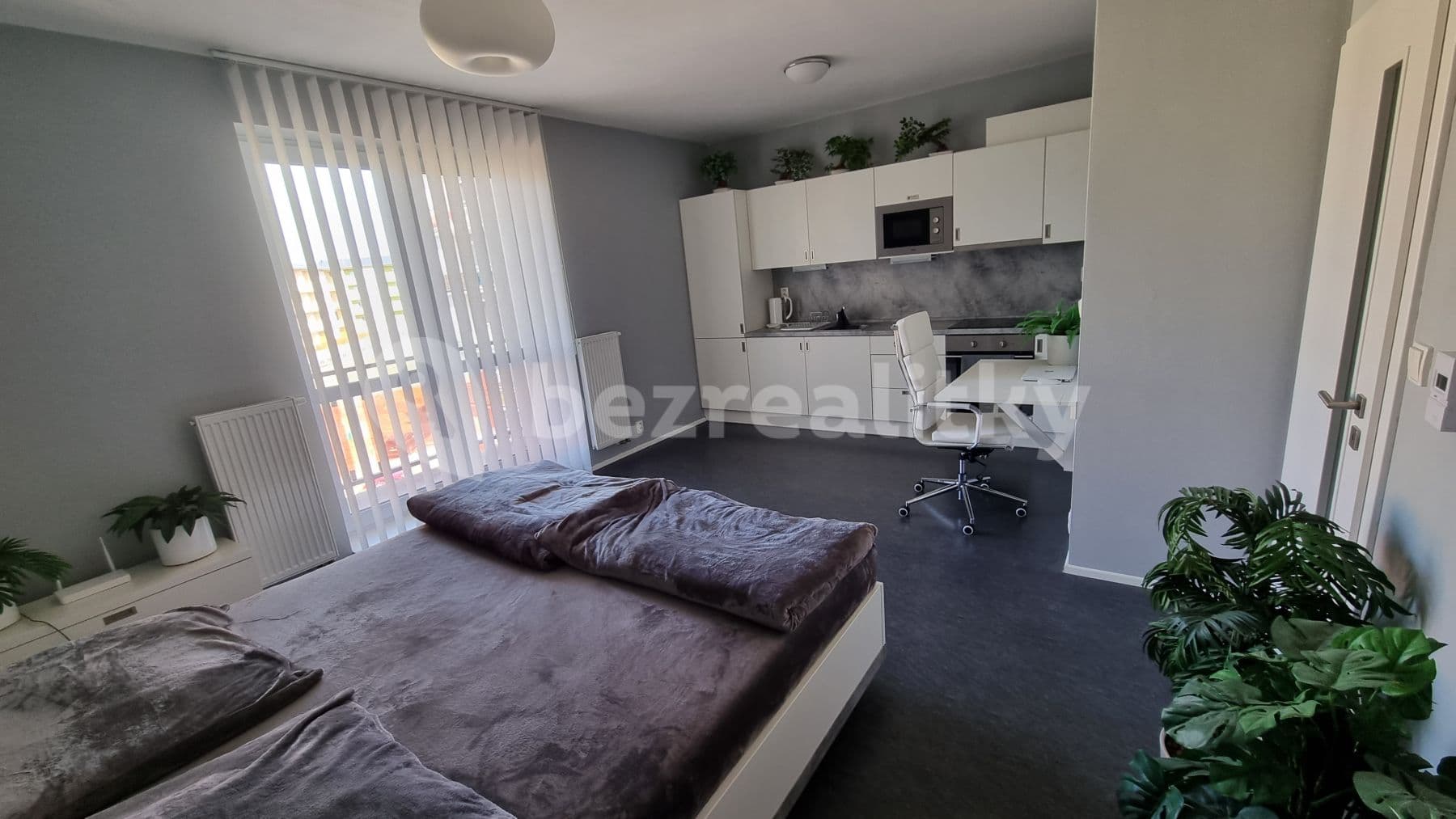 Studio flat to rent, 32 m², Brněnská Pole, Šlapanice, Jihomoravský Region Studio flat to rent, 32 m², Brněnská Pole, Šlapanice, Jihomoravský Region