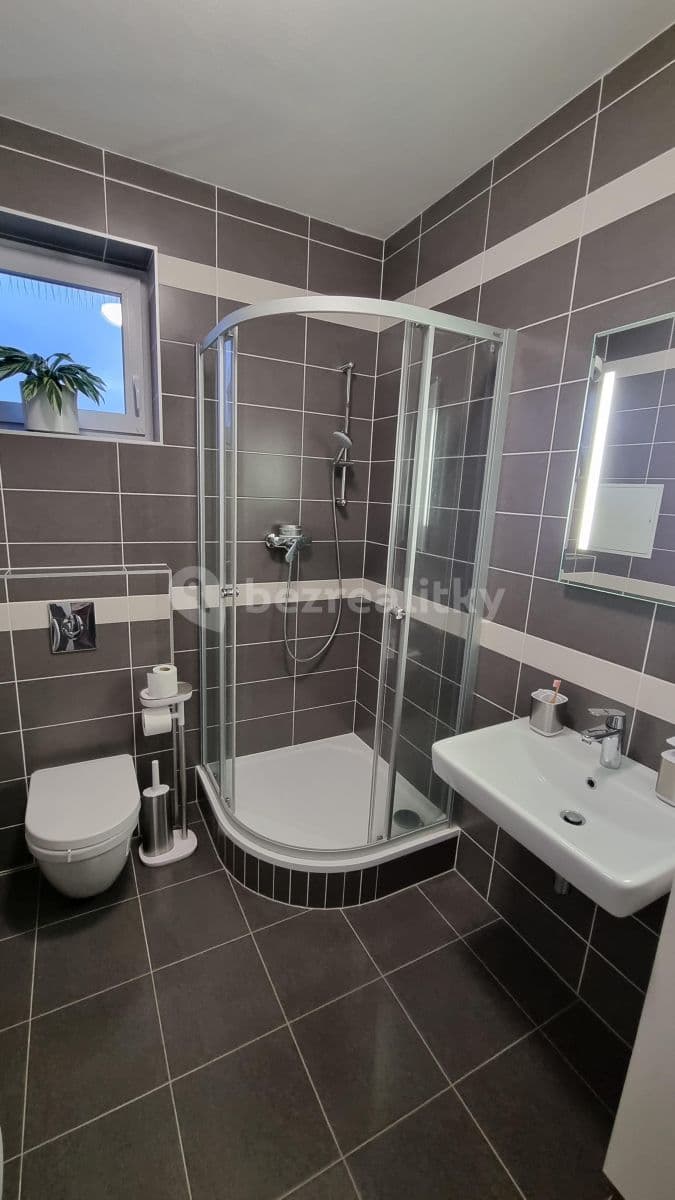 Studio flat to rent, 32 m², Brněnská Pole, Šlapanice, Jihomoravský Region Studio flat to rent, 32 m², Brněnská Pole, Šlapanice, Jihomoravský Region