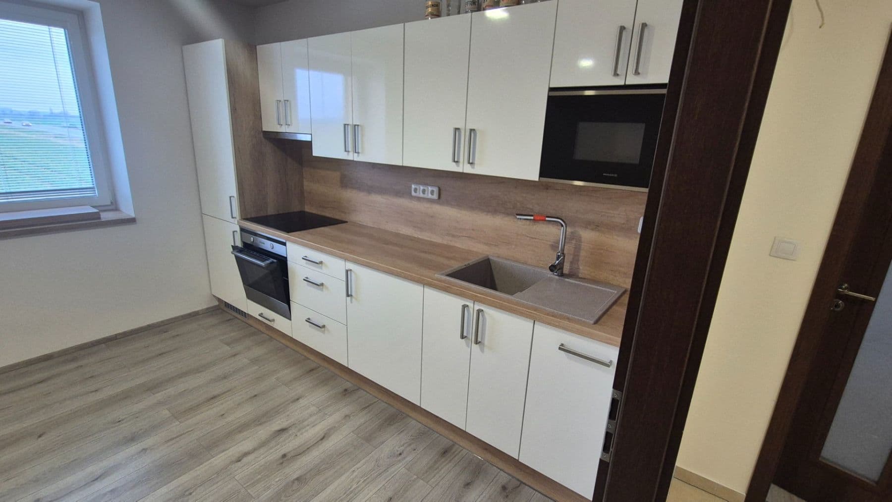 1 bedroom with open-plan kitchen flat to rent, 50 m², Rostoklaty, Středočeský Region 1 bedroom with open-plan kitchen flat to rent, 50 m², Rostoklaty, Středočeský Region