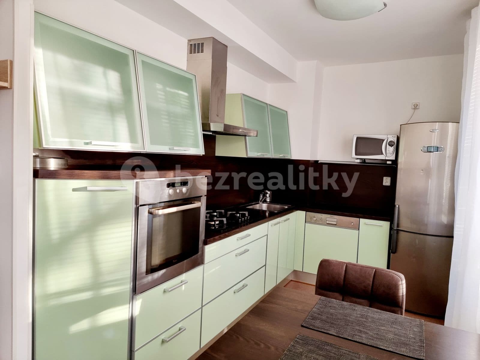 1 bedroom with open-plan kitchen flat to rent, 54 m², Bělocerkevská, Prague, Prague 1 bedroom with open-plan kitchen flat to rent, 54 m², Bělocerkevská, Prague, Prague