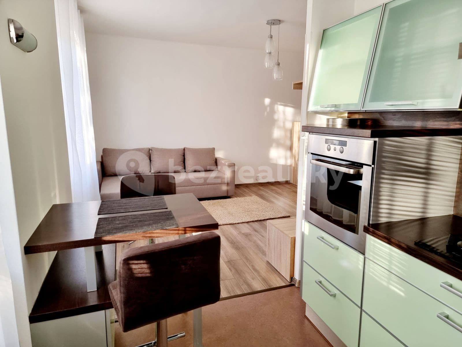 1 bedroom with open-plan kitchen flat to rent, 54 m², Bělocerkevská, Prague, Prague 1 bedroom with open-plan kitchen flat to rent, 54 m², Bělocerkevská, Prague, Prague